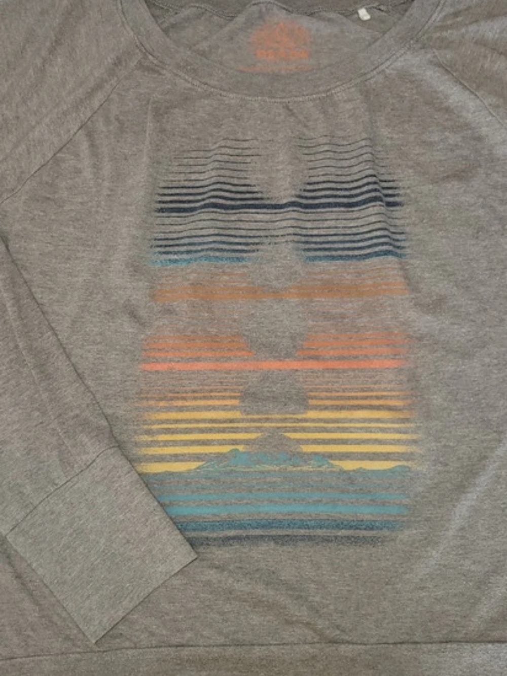 prAna Graphic Long Sleeve Top Gray Size Medium